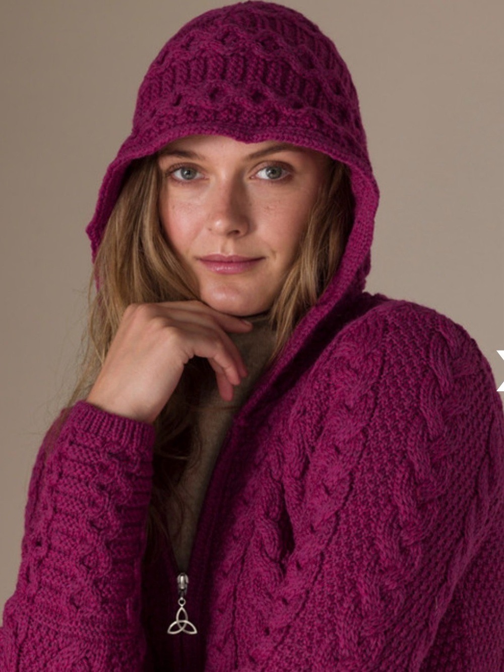 Aran Sweater Market Women's Full Zip Cable Knit Merlot Hooded Coatigan Medium - Picture 7 of 11